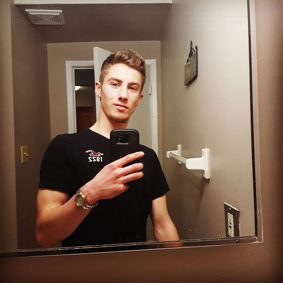 Meet your Posher, Bradley - Picture 1 of 1